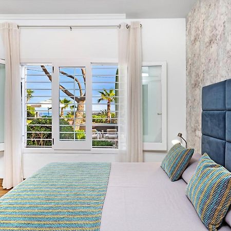 Villa Erika Beach House Malgrat de Mar Bagian luar foto