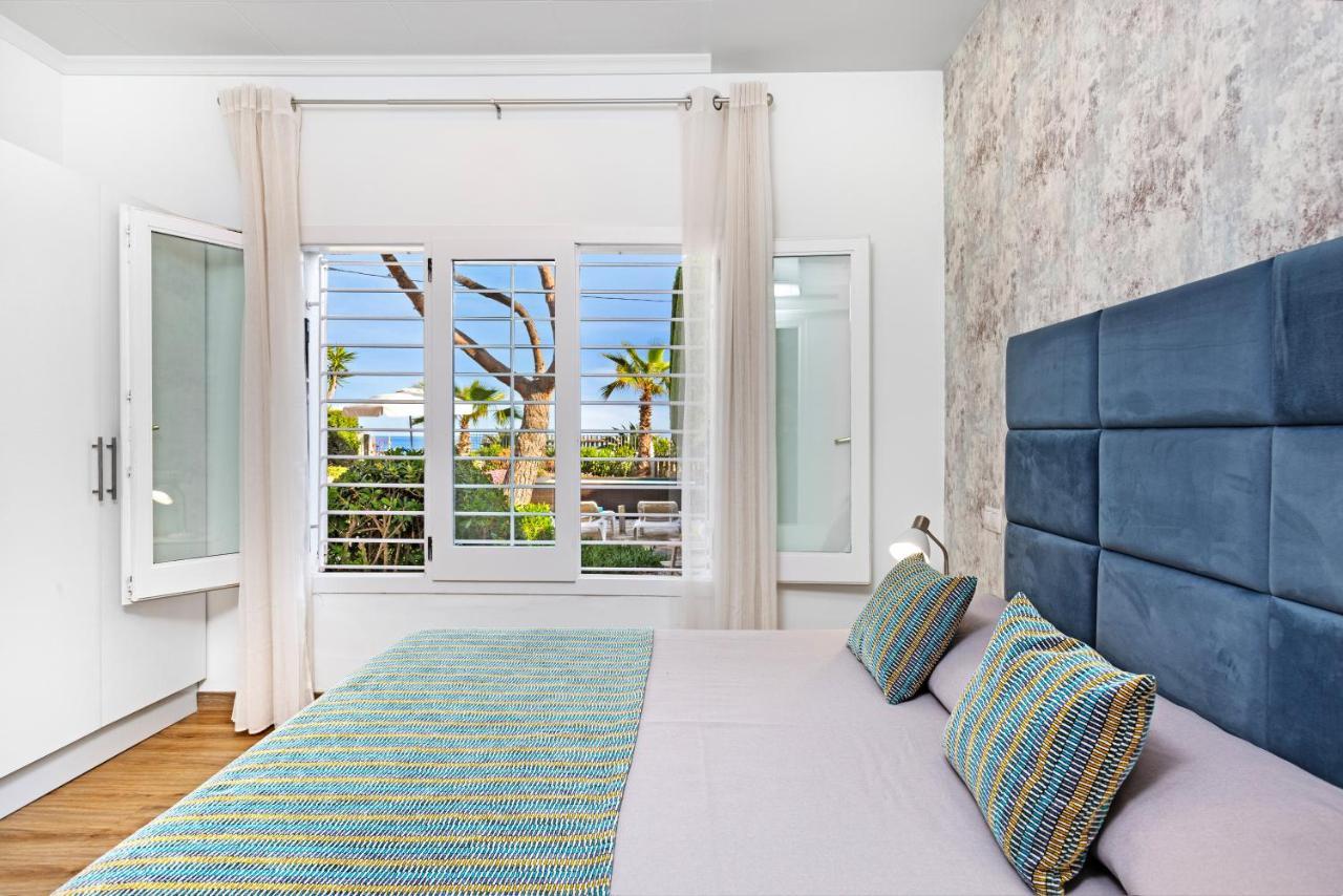 Villa Erika Beach House Malgrat de Mar Bagian luar foto