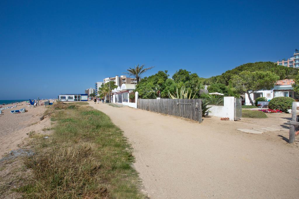 Villa Erika Beach House Malgrat de Mar Bagian luar foto