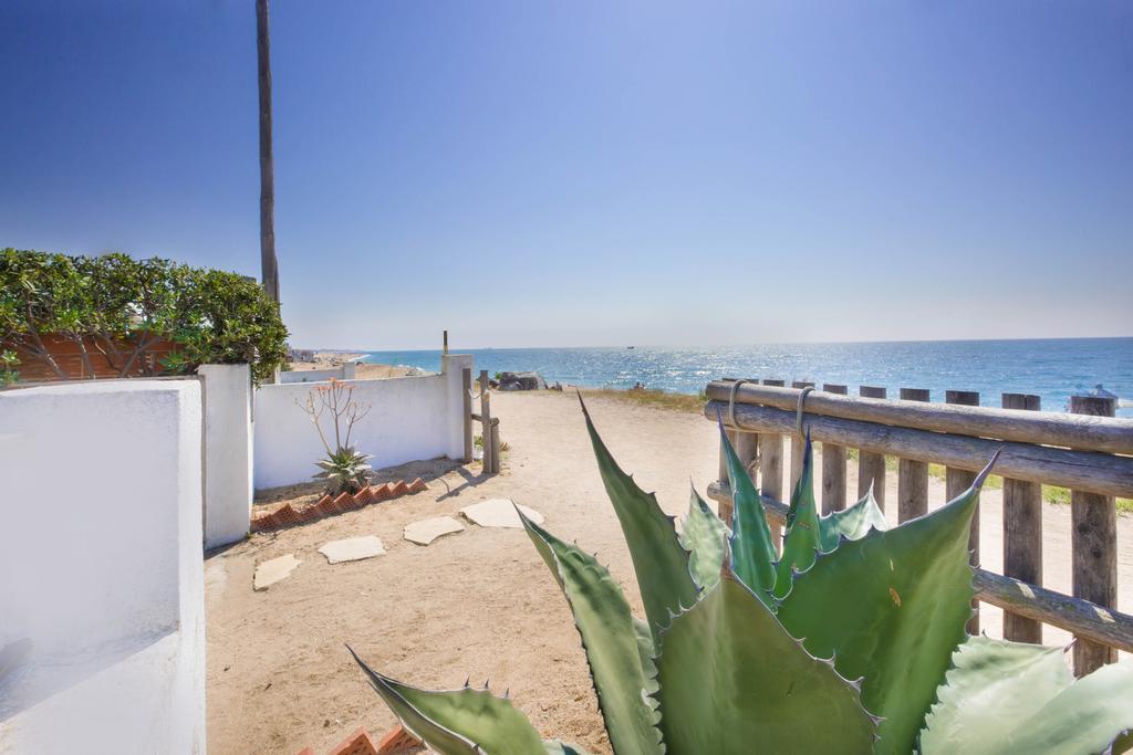 Villa Erika Beach House Malgrat de Mar Bagian luar foto